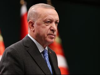 Эрдоган: "Түркия сыйлуу саясатчылар менен гана кызматташат"