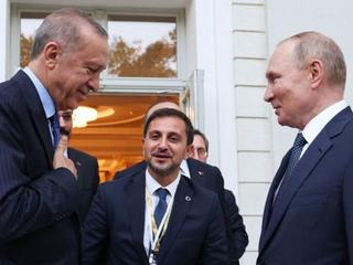 Эрдоган: «Азыр Сочидеги сүйлөшүүлөргө бүт дүйнө көз салып турат»