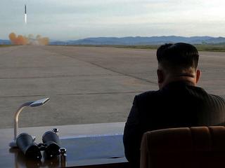 Түндүк Корея Японияны көздөй эки баллистикалык ракета учурду