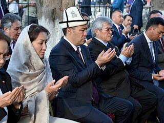 Президент Изник шаарындагы «Кыргызлар турбеси» мемориалына барды