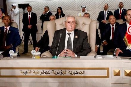 Алжир Президенти Абделкадер Бенсалах Кыргызстан элин жана Президент Сооронбай Жээнбековду Курман айт майрамы менен куттуктады