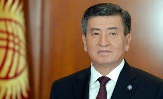 Президент Сооронбай Жээнбеков: &quot;Коомубуздун ынтымагы бекем, ыйманы таза болуп, бардык кыргызстандыктарды жакшылык жылоолоп жүрсүн!&quot;