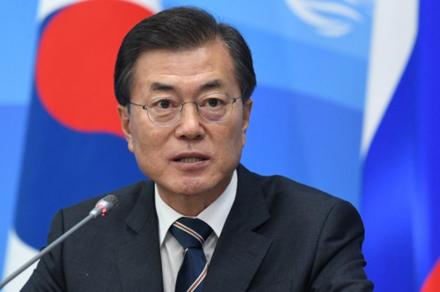 АУДИО - Кореянын Президенти Мун Чжэ Ин Президент Сооронбай Жээнбековду жана Кыргызстан элин Эгемендүүлүк күнү менен куттуктады