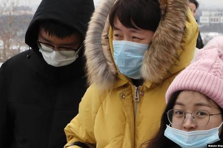 ВИДЕО - Кытай бийлиги коронавирус катталган шаардан казакстандык студенттердин чыгып кетишине уруксат берген жок