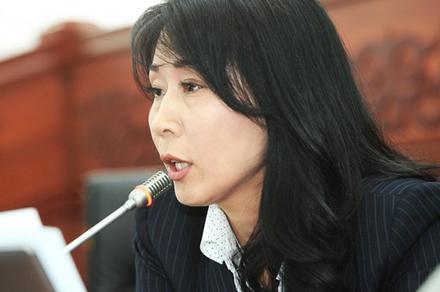 Аида Исмаилова, ЖК депутаты: “Кытайдан келген келинден коронавирустун эч кандай белгилери аныкталган эмес”