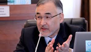 Турсунбай Бакир уулу "Бүтүн Кыргызстан" партиясына даттанып БШКга кайрылды