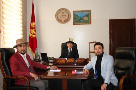 Маданият министри Кадырбеков Курал Чокоев жана Кайрат Примбердиев менен жолукту
