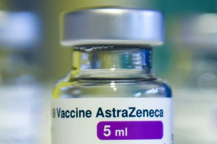AstraZeneca вакцинасын алгандан кийин 8 адам каза болду