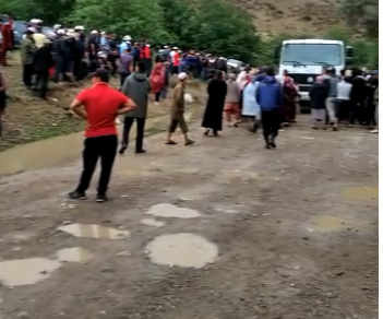 ВИДЕО - Баткен: Кен казган компания Катраң айылынын тургундары менен тирешип жатат