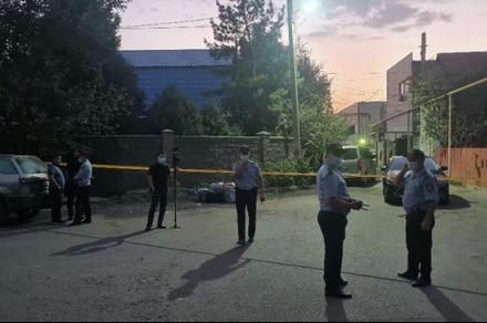 ВИДЕО - Алматы шаарында атышуу болуп, 5 киши мерт болду