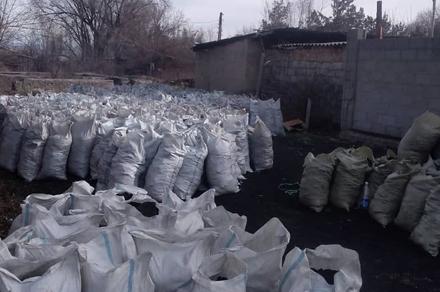 Бишкектин кайсы жеринде көмүр 3 миң сомдон сатылып жатканы айтылды