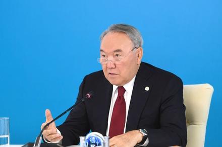 Назарбаев өзүнүн эң чоң катасын моюнга алды