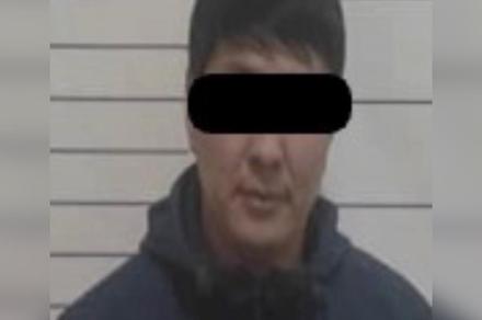 ВИДЕО - Бишкекте экстремисттик иштерге аралашкан деп шектелген адам кармалды
