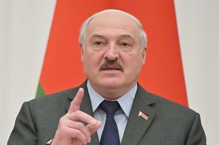 Лукашенко: «Путин НАТО менен түз кагылышууну көздөбөйт»
