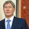 Алмазбек Атамбаев Юристтер күнү менен куттуктады