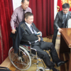 Жаңы депутат БШКга майып коляскасы менен келди