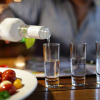 Ученые выяснили, почему для алкоголиков водка вкуснее сахара
