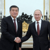 Владимир Путин Кыргызстан элин жана Президент Сооронбай Жээнбековду Эгемендүүлүк күнү менен куттуктады