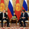 Президент Сооронбай Жээнбеков менен Президент Владимир Путиндин сүйлөшүүлөрүнүн жыйынтыктары боюнча Биргелешкен билдирүүгө кол коюлду