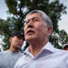 Атамбаев: "Алар үчүнчү кабатка кирип келгенде ок чыгардым"