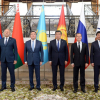 Президент Сооронбай Жээнбеков ЕАЭБ Евразиялык өкмөттөр аралык кеңештин делегация башчылары менен жолугушту