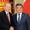 Кыргыз президенти Эрдоганды Түркия Республикасынын күнү менен куттуктады