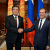 Россиянын Өкмөтүнүн Төрагасы Дмитрий Медведев Президент Сооронбай Жээнбековду туулган күнү менен куттуктады