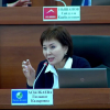 Депутат Асылбаева кыргыз тилин үйрөткүлө деп коомчулуктан жардам сурады