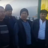 Иран-түркмөн чек арасында калган өзбек айдоочулары 20 күндөн бери фураларда жашоодо