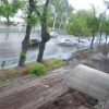 ВИДЕО - Бишкекте жол кырсыгы катталып, эки адам жабыркады