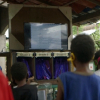 Видео - Филиппинде онлайн көчмө мектеп пайда болду