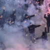 Прагада карантинге каршы спорт күйөрмандары полиция менен кагылышты