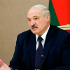 ВИДЕО - Лукашенко ыйгарым укуктарынын бир бөлүгүн өткөрүп берерин жарыялады