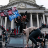 ФОТО - Вашингтондо каза болгон адамдар Трамптын үзөнгүлөштөрү болгонбу?