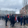 В Бишкеке у здания суда митингуют сторонники Райымбека Матраимова