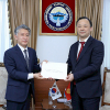 Руслан Казакбаев Кореянын ТИМ башчысын Кыргызстанга келип кетүүгө чакырды