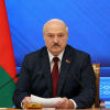 Лукашенко жакында президенттик кызматтан кетерин айтты