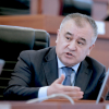«Теоретик» Текебаев парламентке жүрүштөрүн баштады