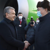 ФОТО - Касым-Жомарт Токаев в аэропорту Нур-Султана встретил Шавката Мирзиёева