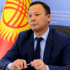 Тышкы иштер министри Руслан Казакбаев сурак берүүдө