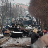 ВИДЕО - Талкаланган үйлөр, өрттөлгөн танктар... Орусиянын чабуулдары Украинаны талкалады