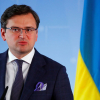 Глава украинского МИДа заявил, что Украина будет «воевать и лопатами», без поставок оружия