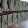 ФОТО - Спецслужбы Узбекистана предотвратили попытку контрабанды $1 миллиона в Кыргызстан