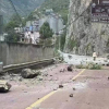 ВИДЕО - В Китае восстанавливают разрушенные землетрясением дороги в пров. Сычуань