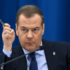Медведев дүйнөдө өзөктүк жаңжал коркунучу күчөдү деп эсептейт