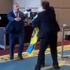 ВИДЕО - Анкарада Орусия менен Украинанын делегация мүчөлөрү мушташа кеткен