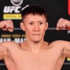 Казахстанца назвали самым невезучим бойцом UFC
