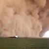ВИДЕО - Песчаная буря накрыла Суэцкий канал