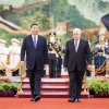 Председатель КНР устроил церемонию приветствия в честь президента Палестины