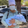 15-летняя девочка забеременела в результате сексуального насилия и просит помощи на улицах Бишкека